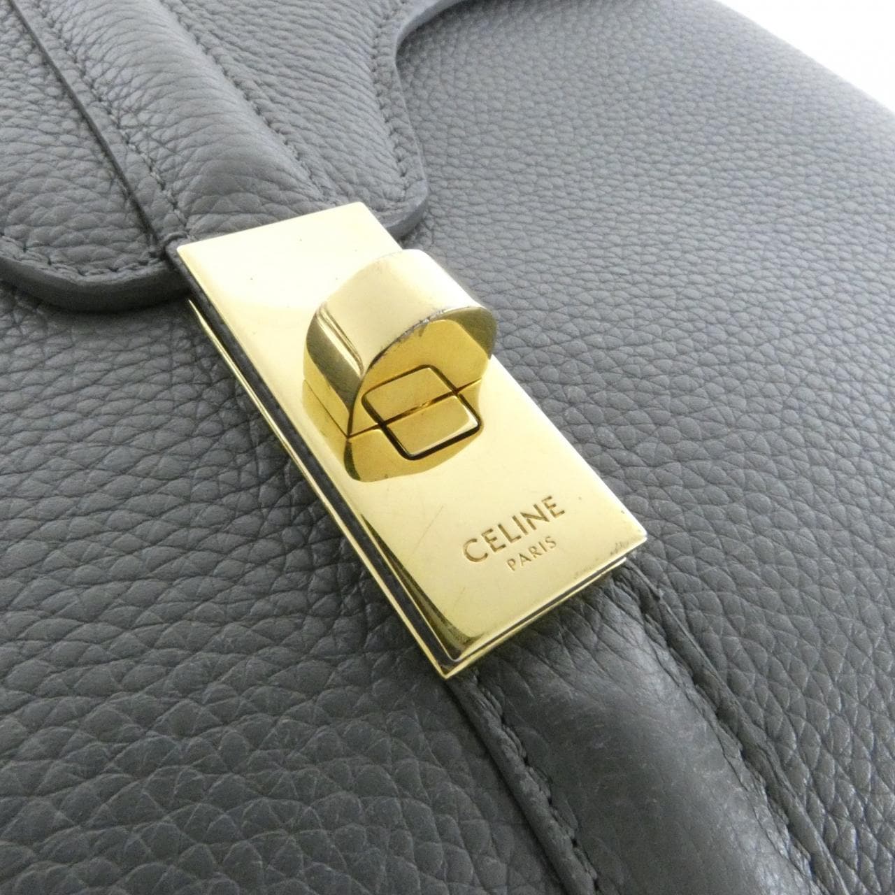 CELINE 16 188003BF8 Handbag 5