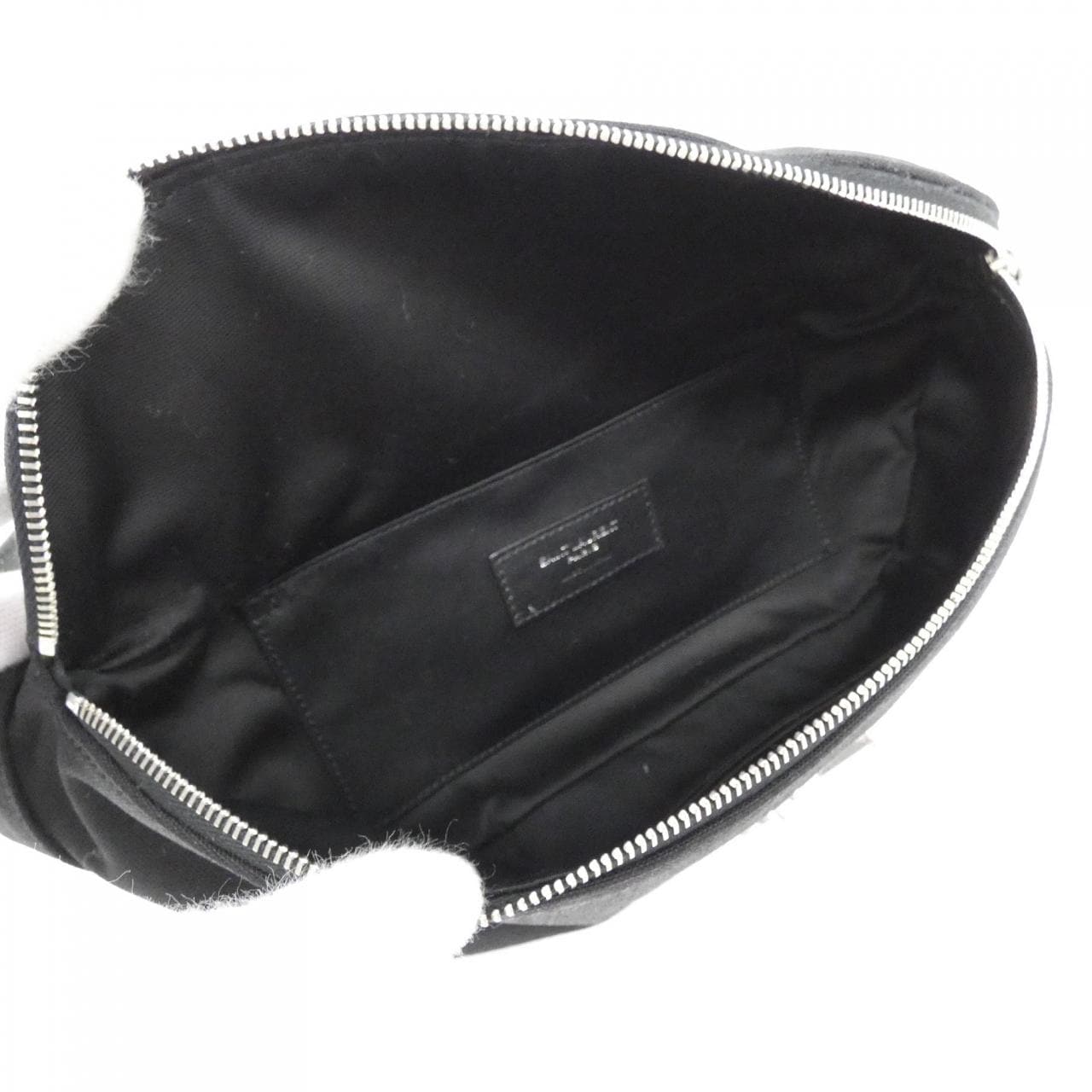 SAINT LAURENT 590076 GIV6E Belt Bag Monogram 黑色 Monogram 新品 - 縮圖 6