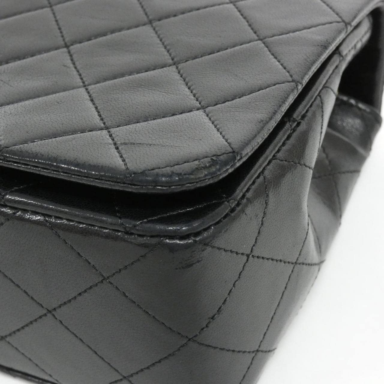 CHANEL Matelasse 2500 Shoulder Bag Lambskin Black Lambskin - Thumbnail 3