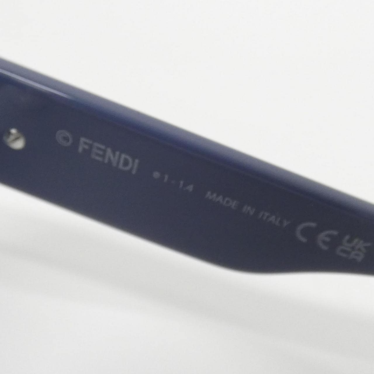 FENDI 40078F Sunglasses 5