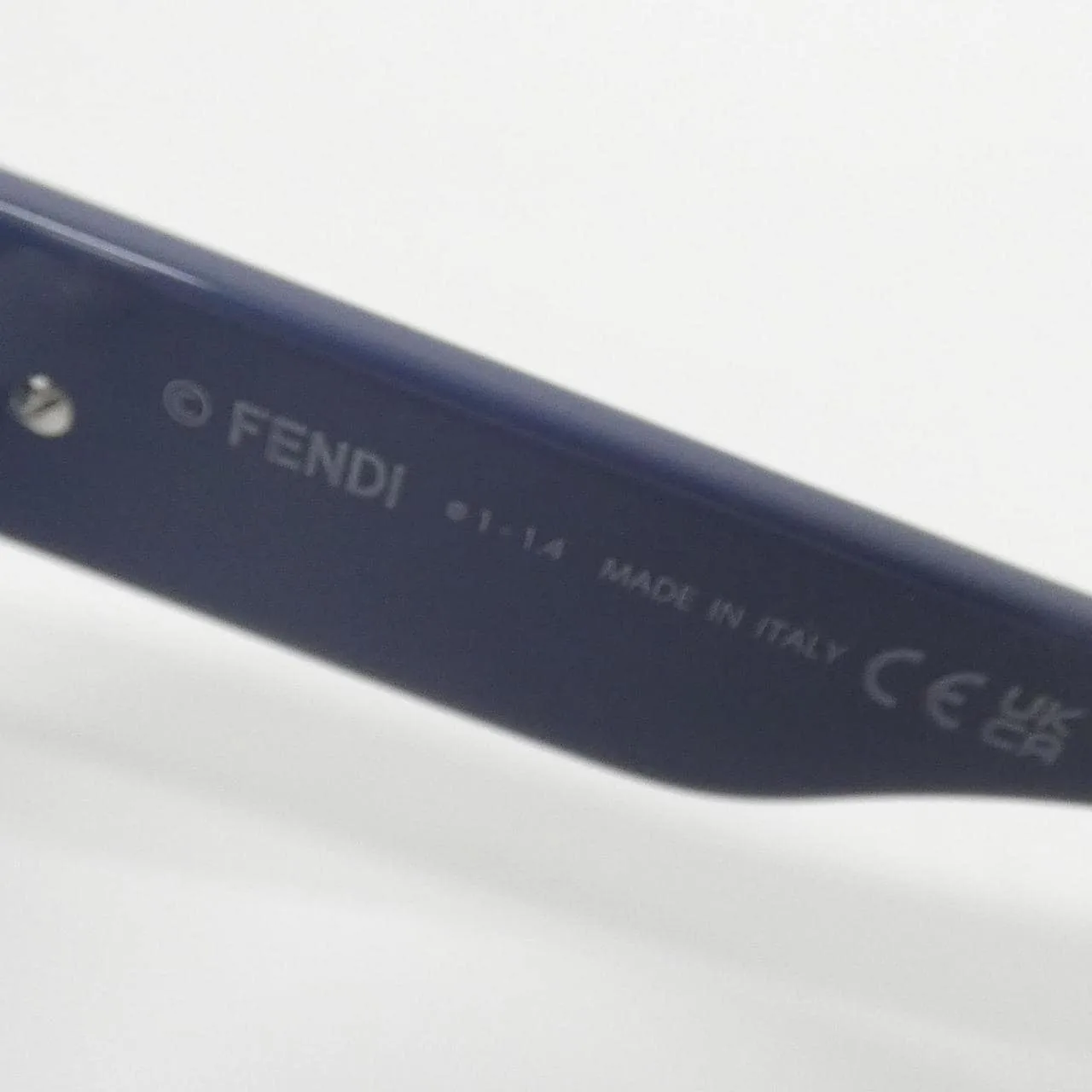 FENDI 40078F Sunglasses New - Thumbnail 5