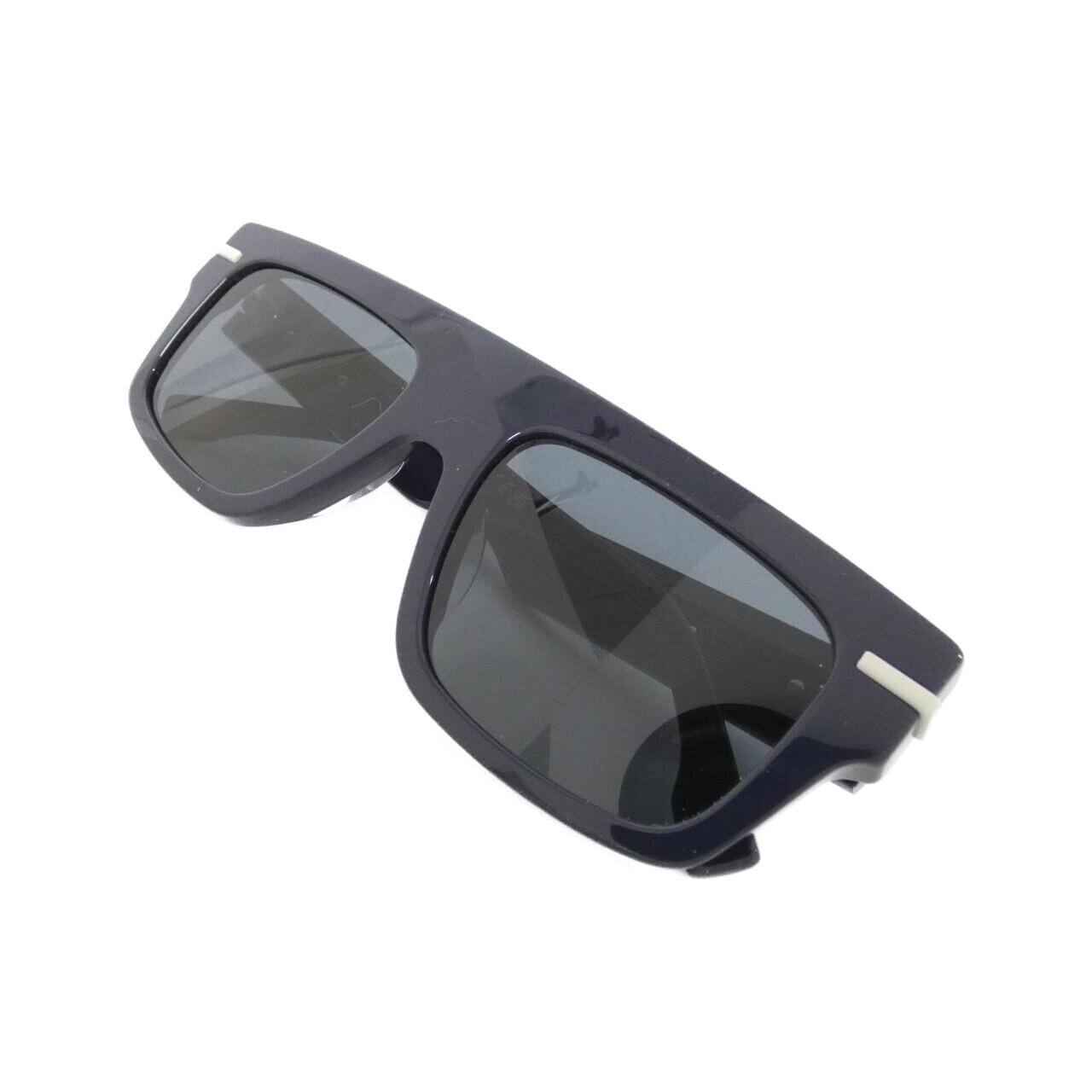 FENDI 40091U Sunglasses 2