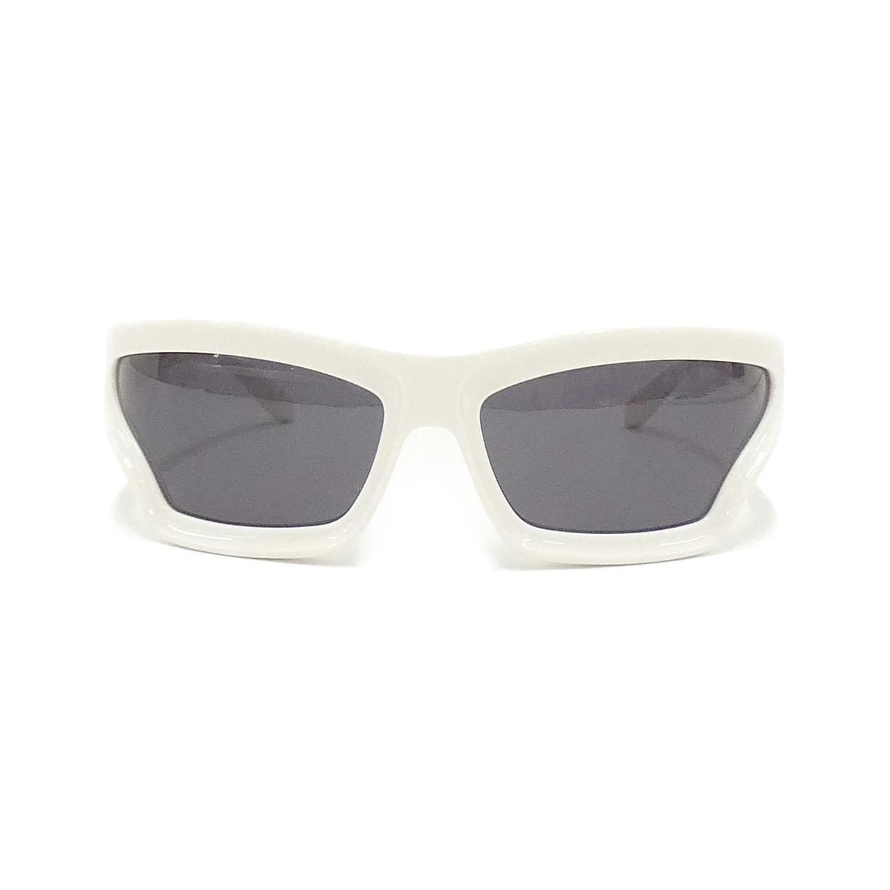 LOEWE 40143U Sunglasses