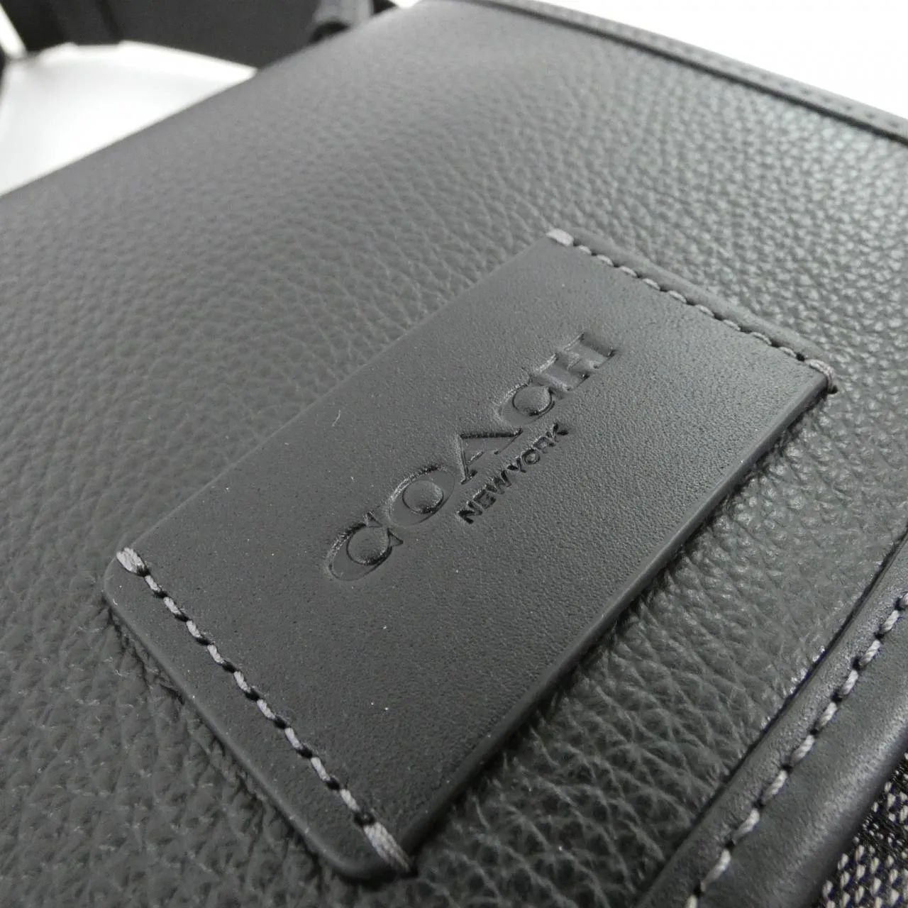 COACH CO915 Shoulder Canvas Black Canvas New - Thumbnail 4