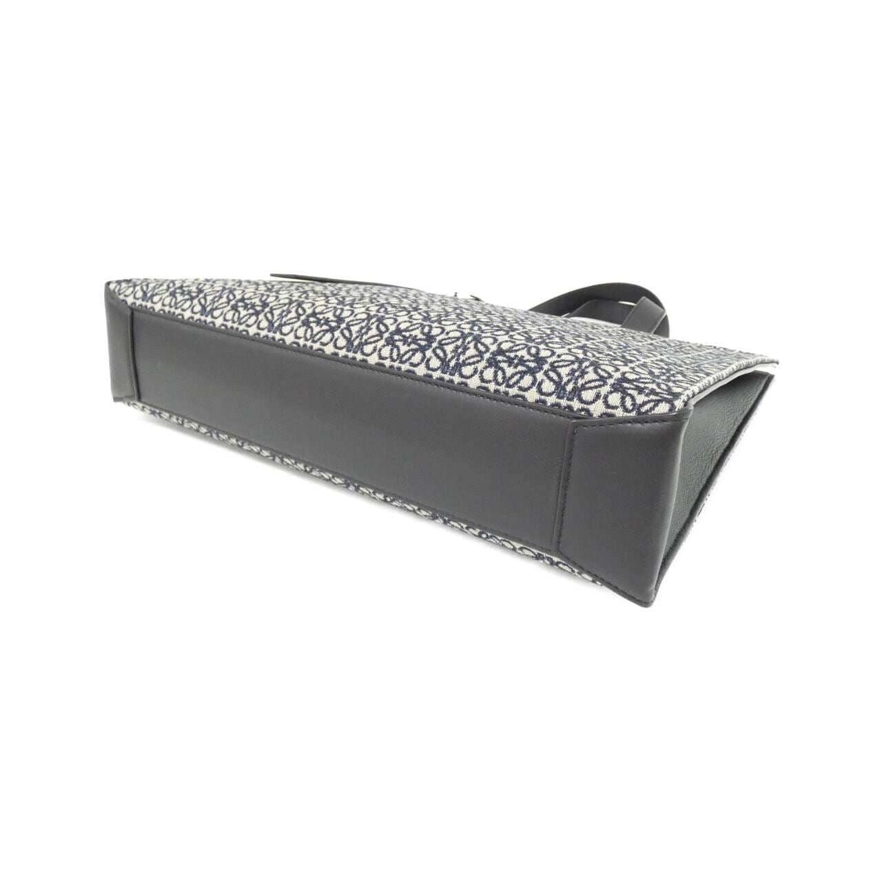 LOEWE B692K96X02 Tote Lambskin Lambskin New - Thumbnail 2