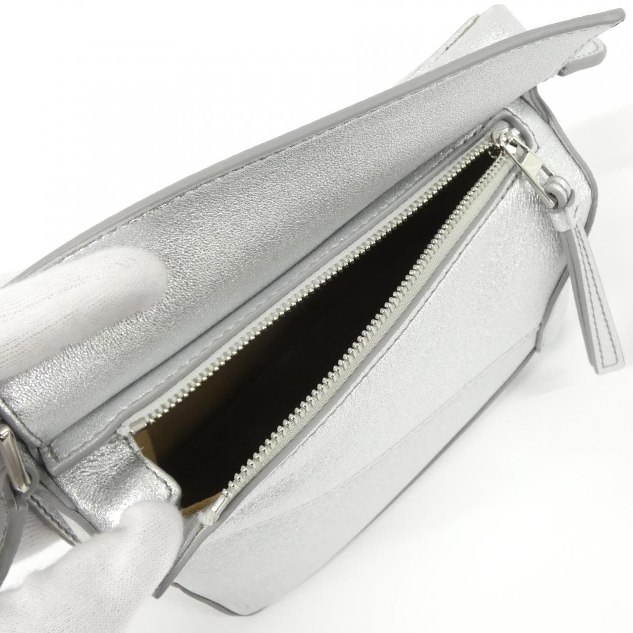 LOEWE Puzzle A510P88X43 Bag Lambskin 黑色 羊皮 新品 - 縮圖 6