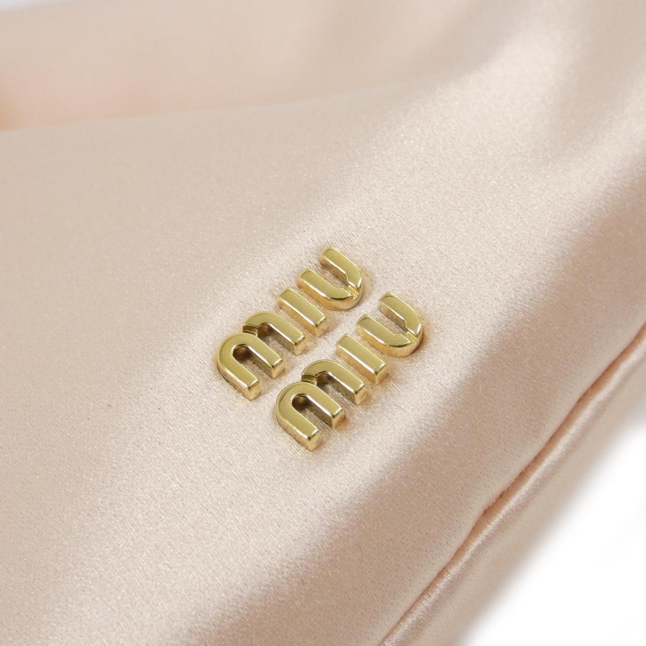 MIU MIU 5NG010 Pouch 4