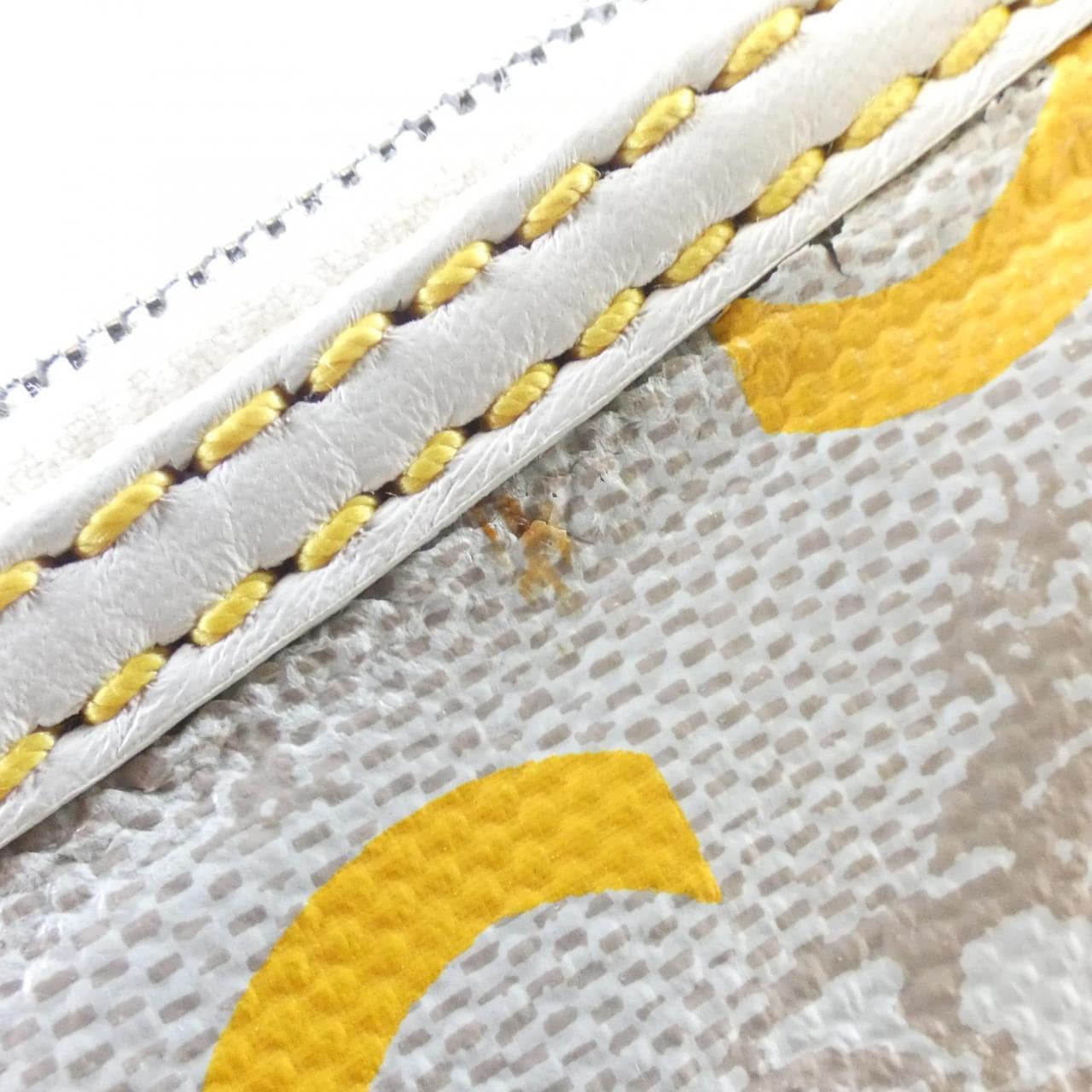 CELINE Pouch Canvas Yellow Canvas - Thumbnail 4