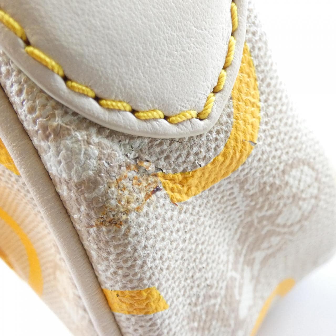 CELINE Pouch Canvas Yellow Canvas - Thumbnail 5