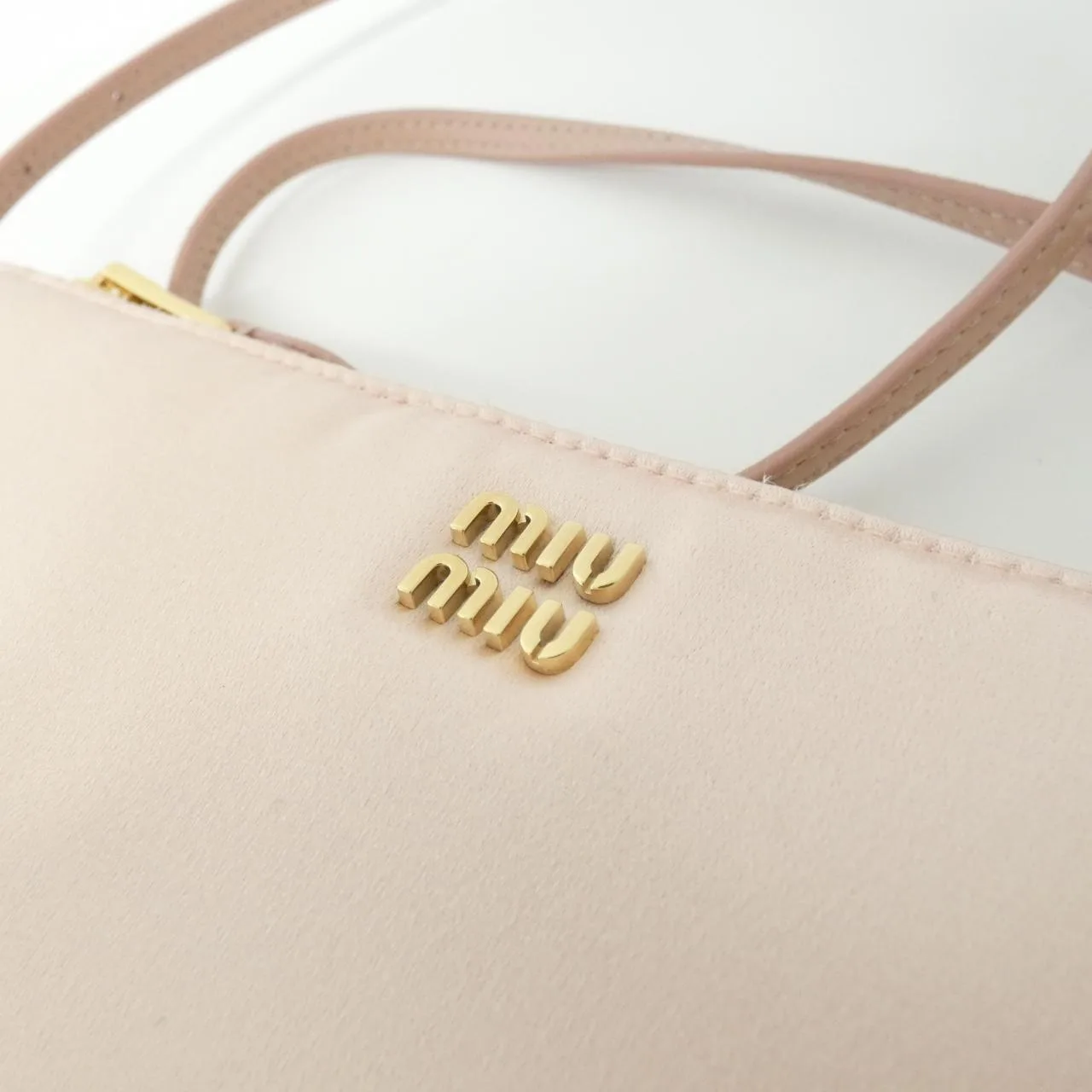 MIU MIU 5NI007 Pouch 新品 - 縮圖 4