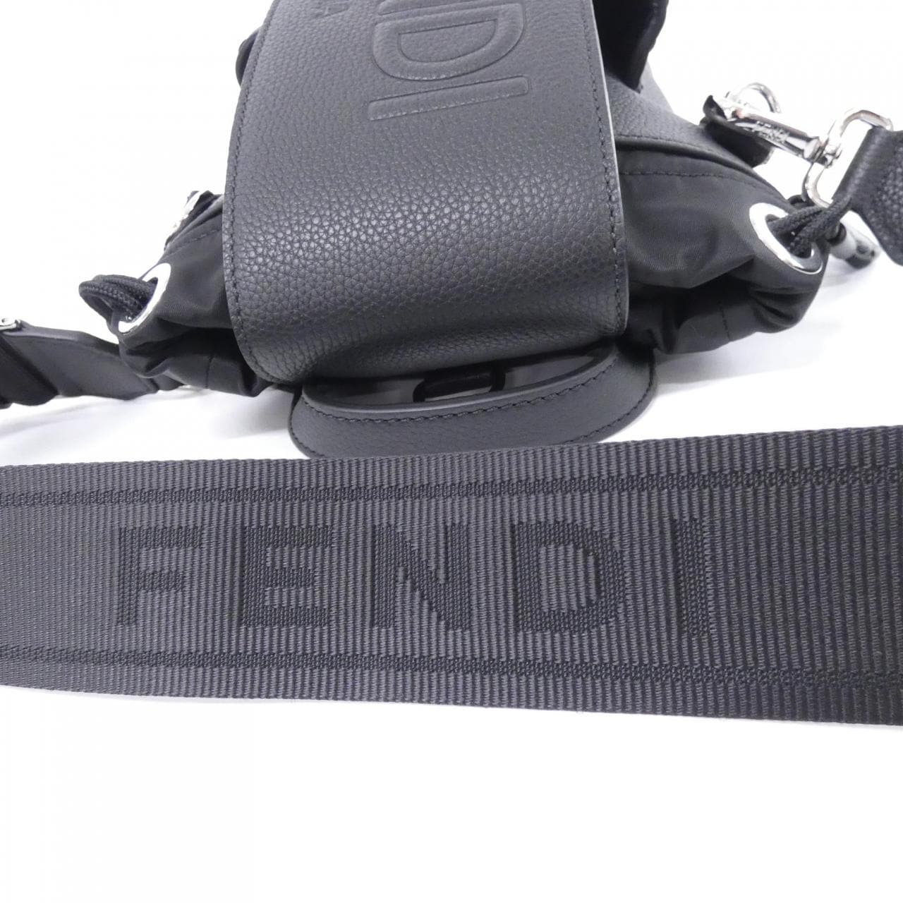 FENDI 7VZ086 AMAC Shoulder Black - Thumbnail 4