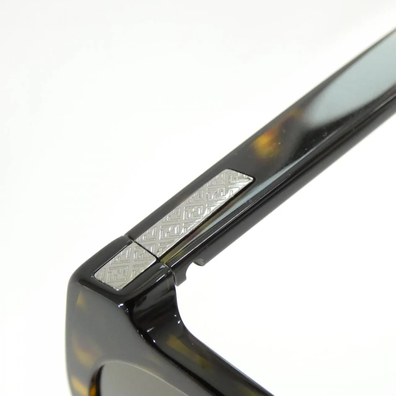 FENDI FE40092I Sunglasses New - Thumbnail 4