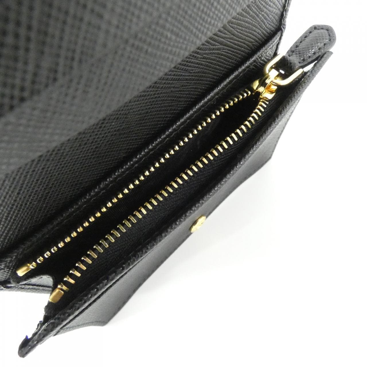 PRADA 1MV021 Wallet 5