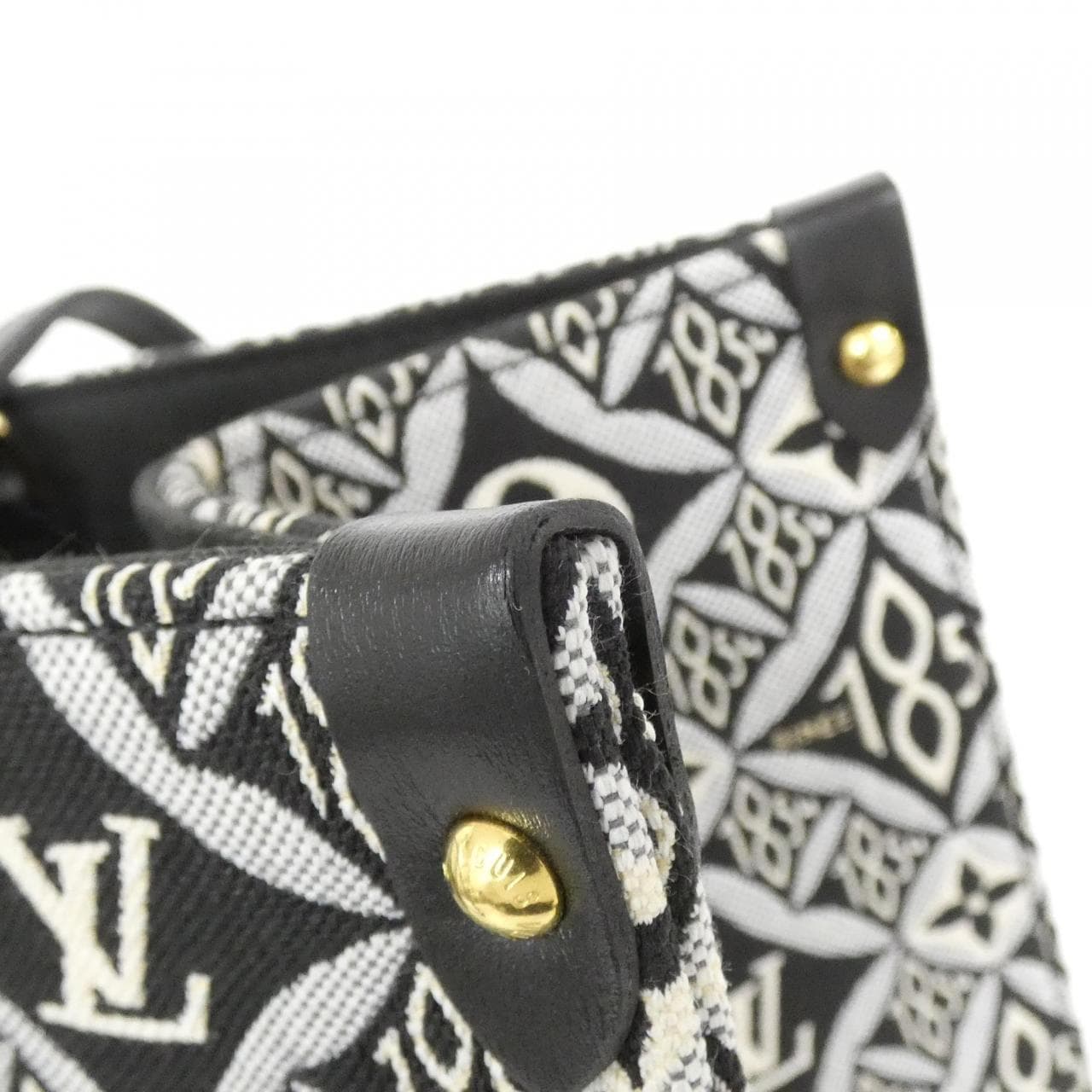 LOUIS VUITTON M57207 Bag Black - Thumbnail 3