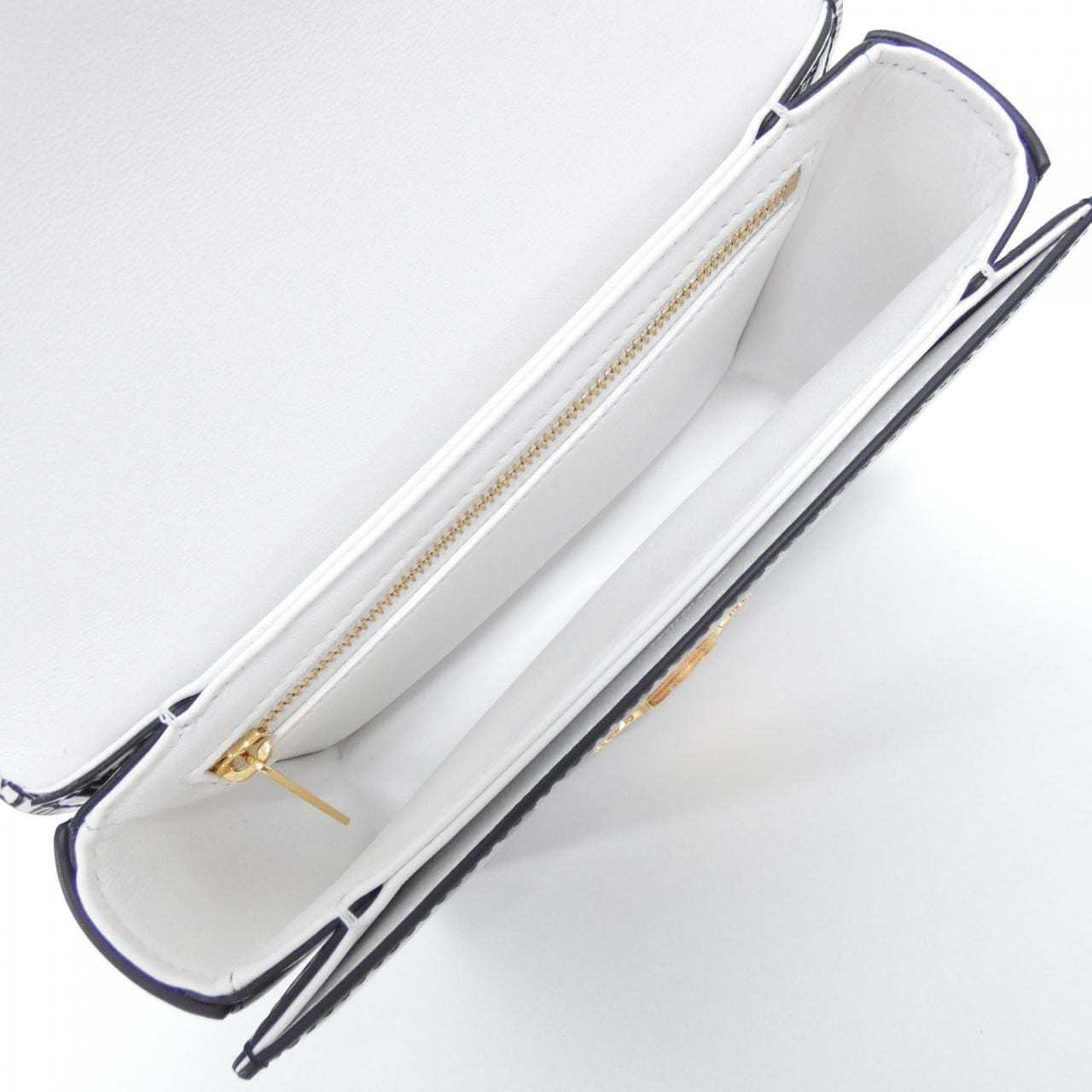 CELINE 118053GCZ Shoulder Bag Patent Leather 黑色 漆皮 新品 - 縮圖 6