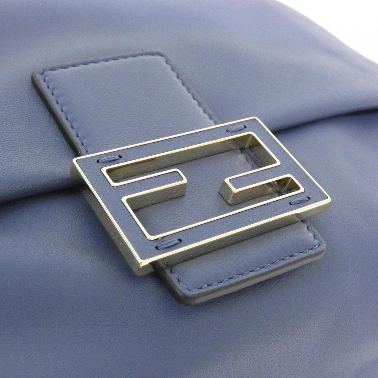 FENDI Baguette 8BR833 AQ0D Shoulder Bag Leather Black Leather - Thumbnail 4