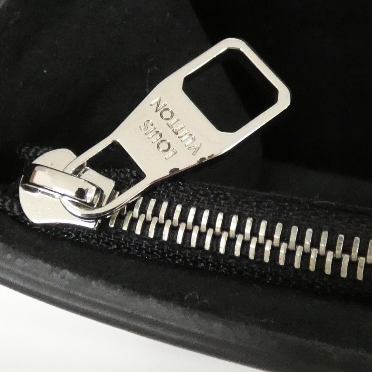 LOUIS VUITTON Dauphine M67696 Shoulder Bag Monogram Black Monogram - Thumbnail 9