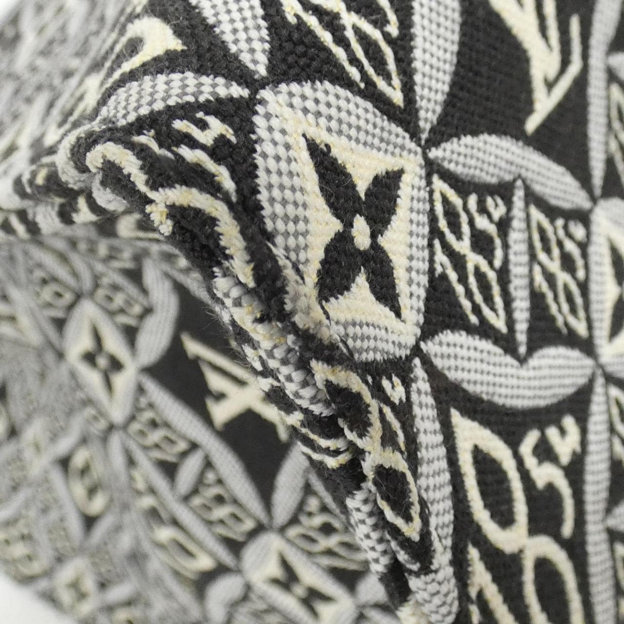 LOUIS VUITTON OnTheGo M57207 Bag 黑色 中古品A - 縮圖 2