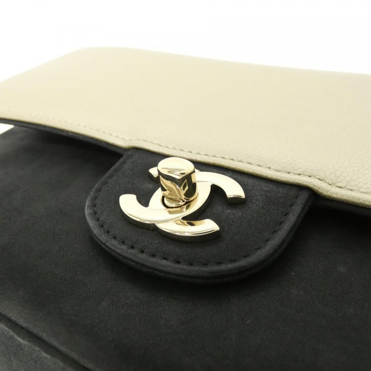 CHANEL Matelasse 1112 Shoulder Grained Calfskin Black Grained Calfskin Rank A - Thumbnail 5