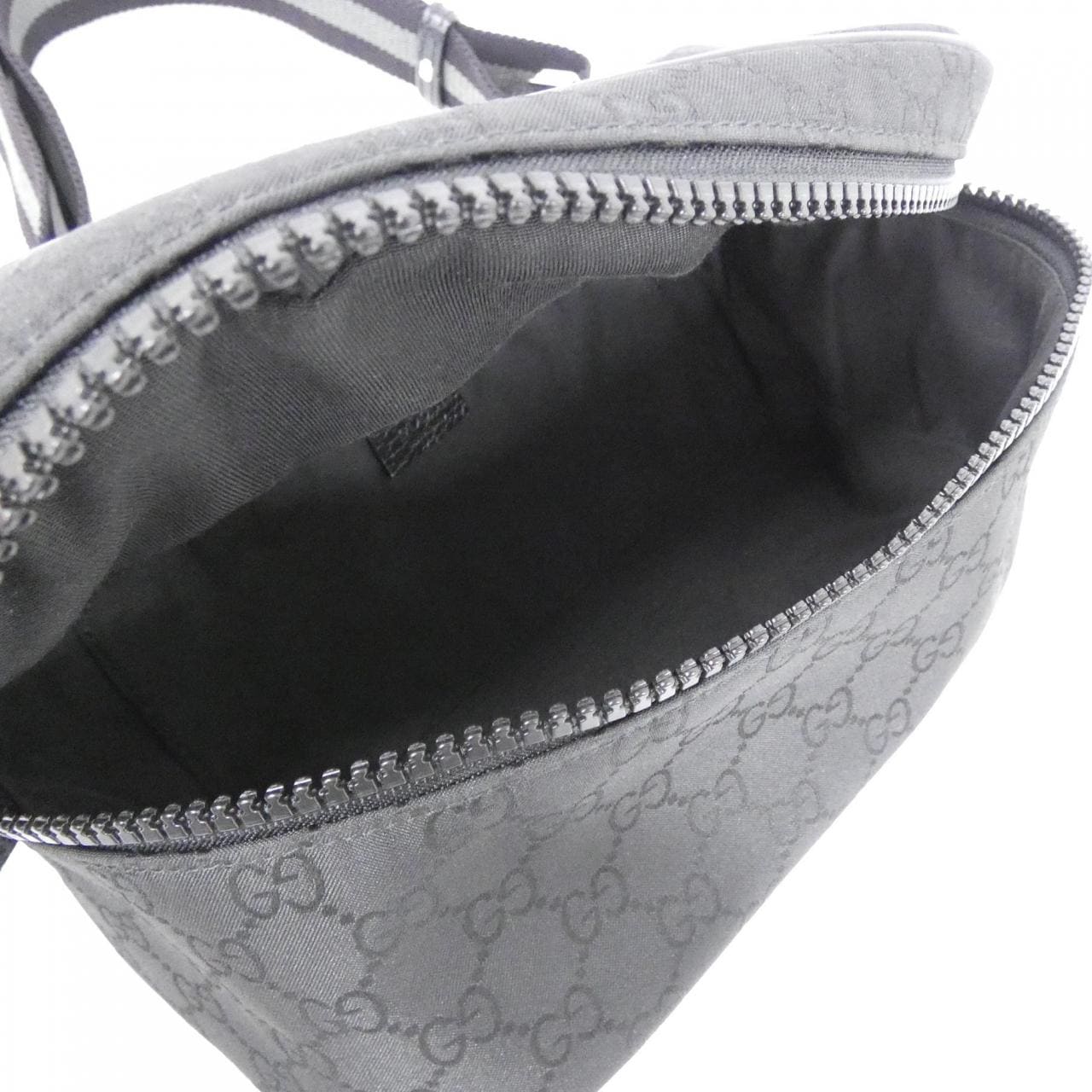 GUCCI GG Supreme 449182 G1XHN Shoulder Bag Nylon 黑色 尼龍 中古品A - 縮圖 8