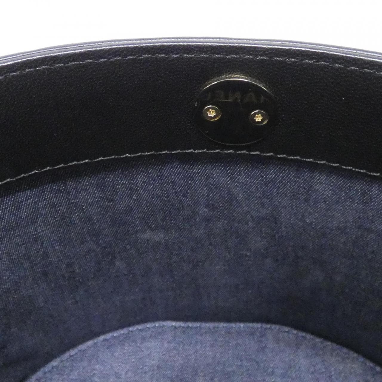 CHANEL Chanel 19 AS1355 Shoulder Lambskin 黑色 羊皮 中古品A - 縮圖 9