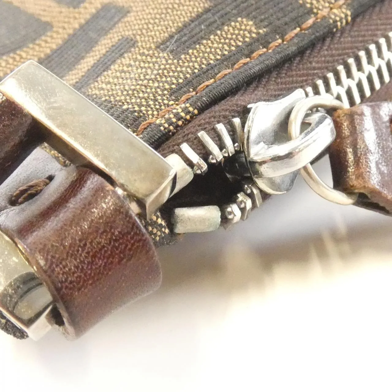 FENDI 16330 Shoulder Canvas 黑色 帆布 中古品B - 縮圖 4