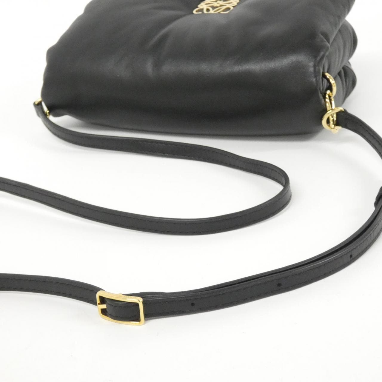 LOEWE A896W56X01 Shoulder Bag Lambskin Black Lambskin - Thumbnail 5