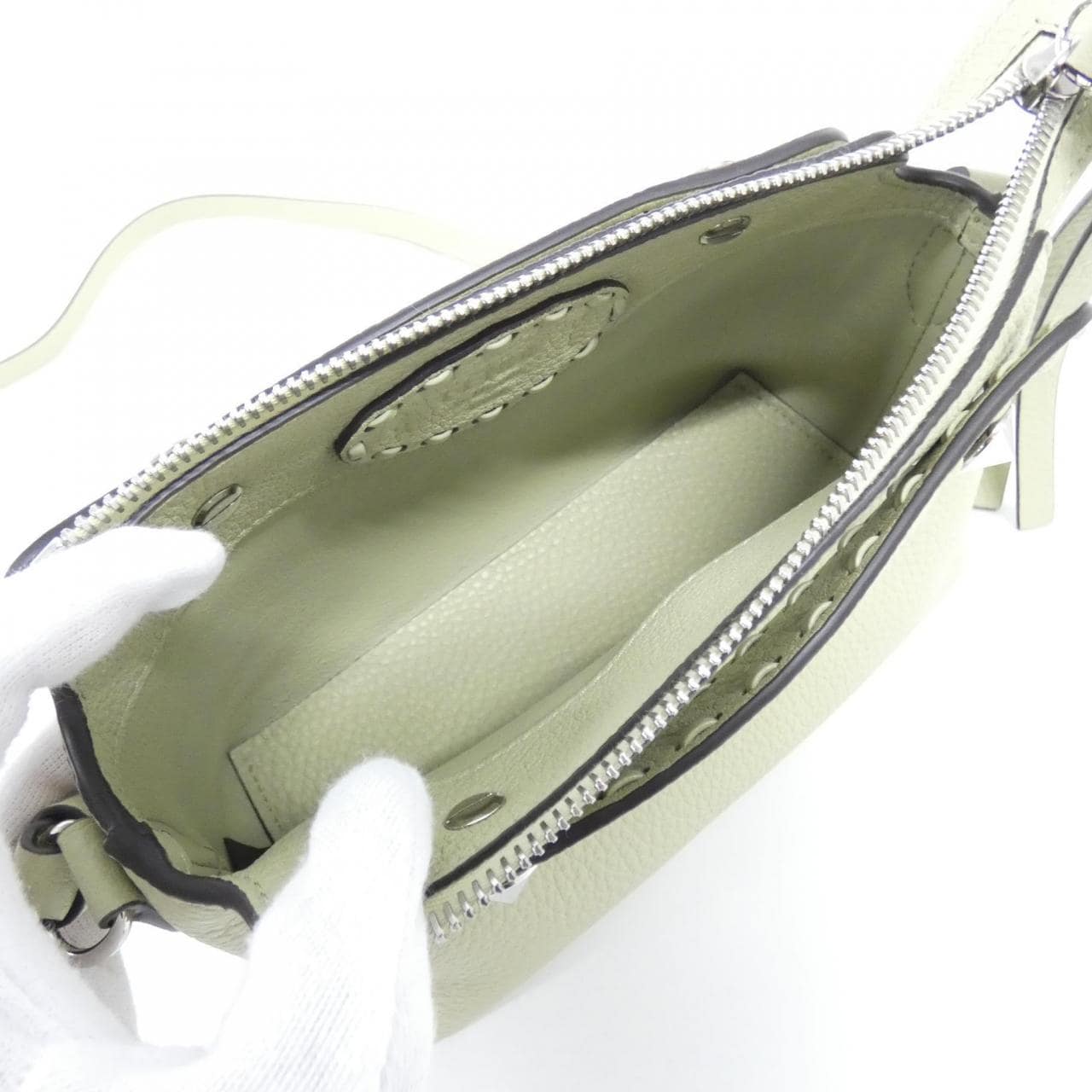 FENDI By The Way 8BS098 ASU2 Handbag 5