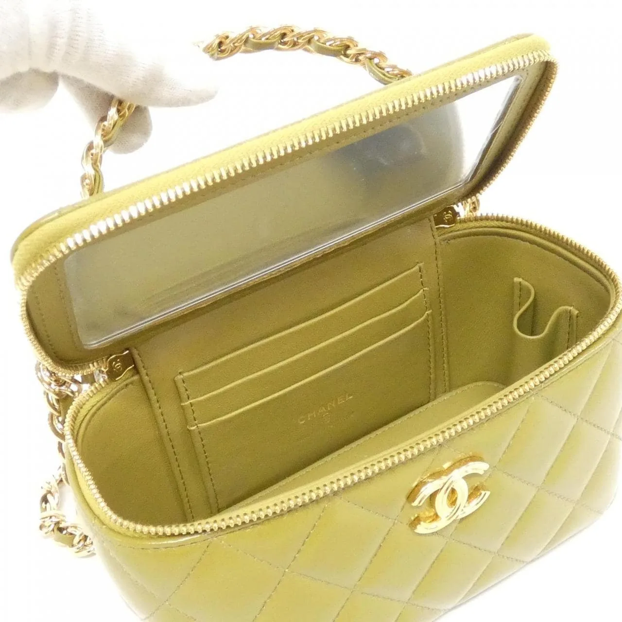 CHANEL Chanel 19 AP3315 Handbag Lambskin 綠色 羊皮 中古品A - 縮圖 8