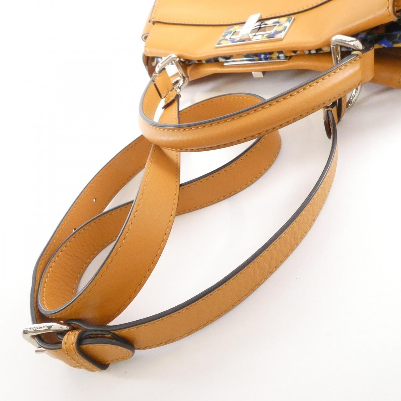 FENDI Peekaboo 8BN290 5ZY Bag Black - Thumbnail 7