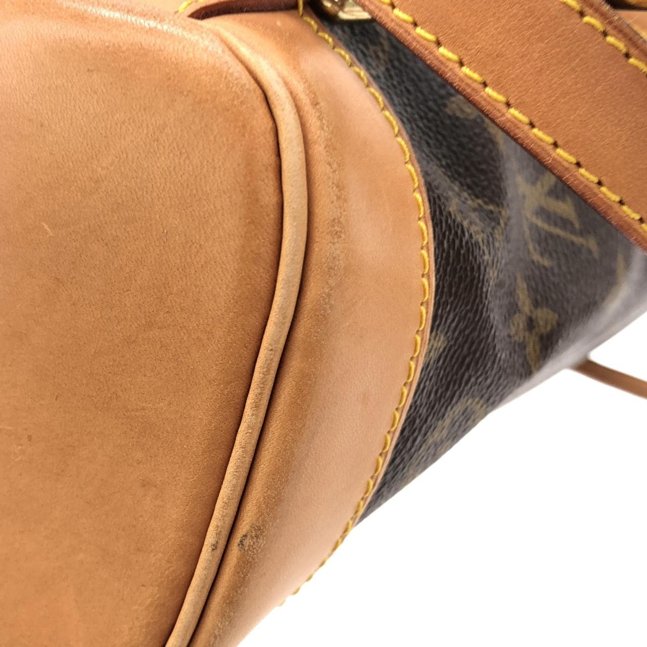 LOUIS VUITTON Montsouris M51136 Backpack Monogram 黑色 Monogram 中古品B - 縮圖 3