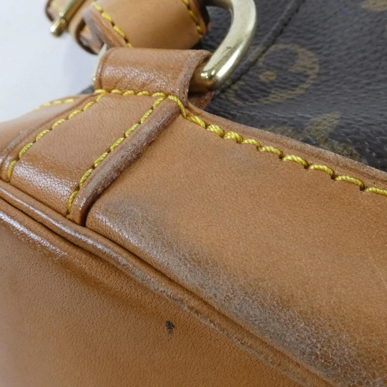 LOUIS VUITTON Montsouris M51136 Backpack Monogram 黑色 Monogram 中古品B - 縮圖 4