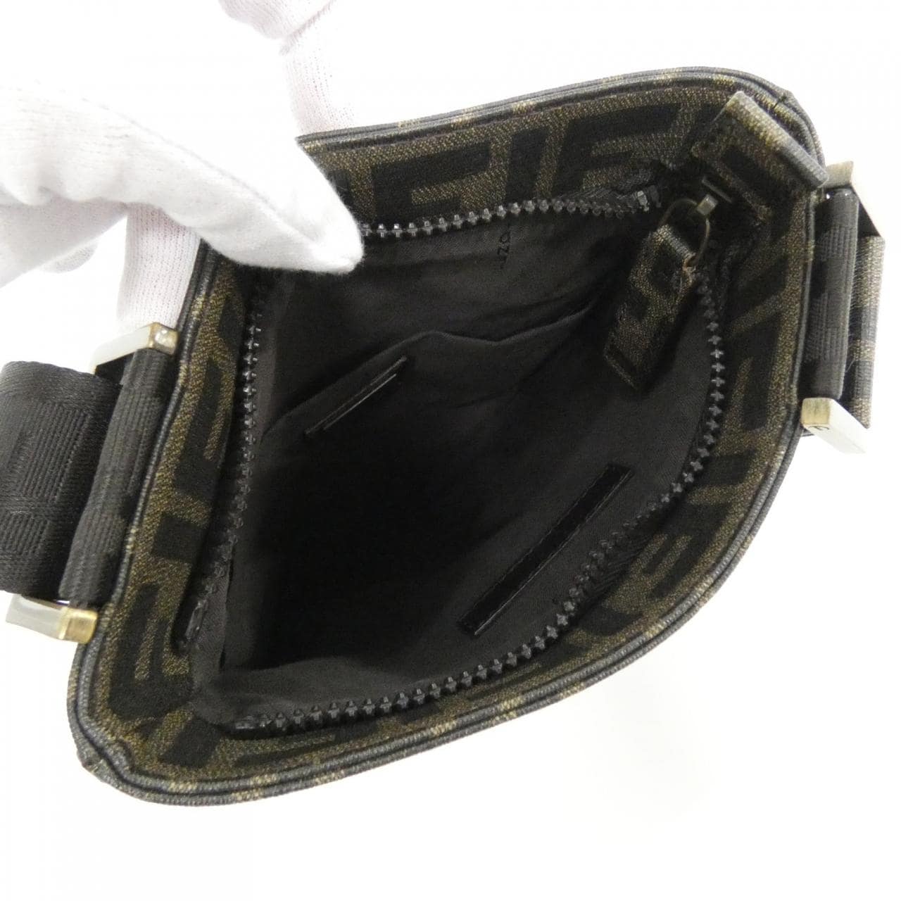 FENDI 7VA214 UZD Shoulder Bag Canvas 黑色 帆布 中古品B - 縮圖 9