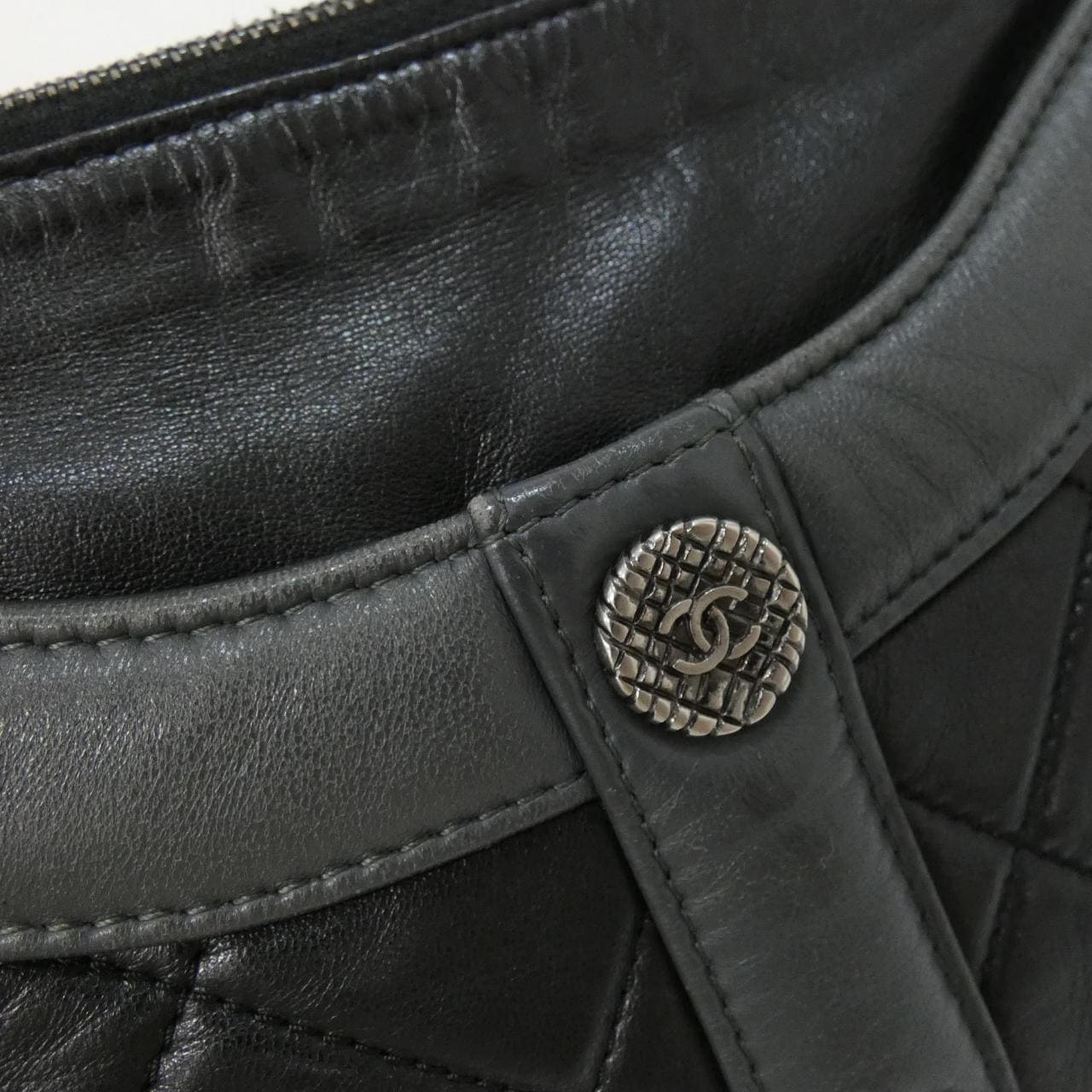 CHANEL Shoulder Lambskin Black Lambskin - Thumbnail 5
