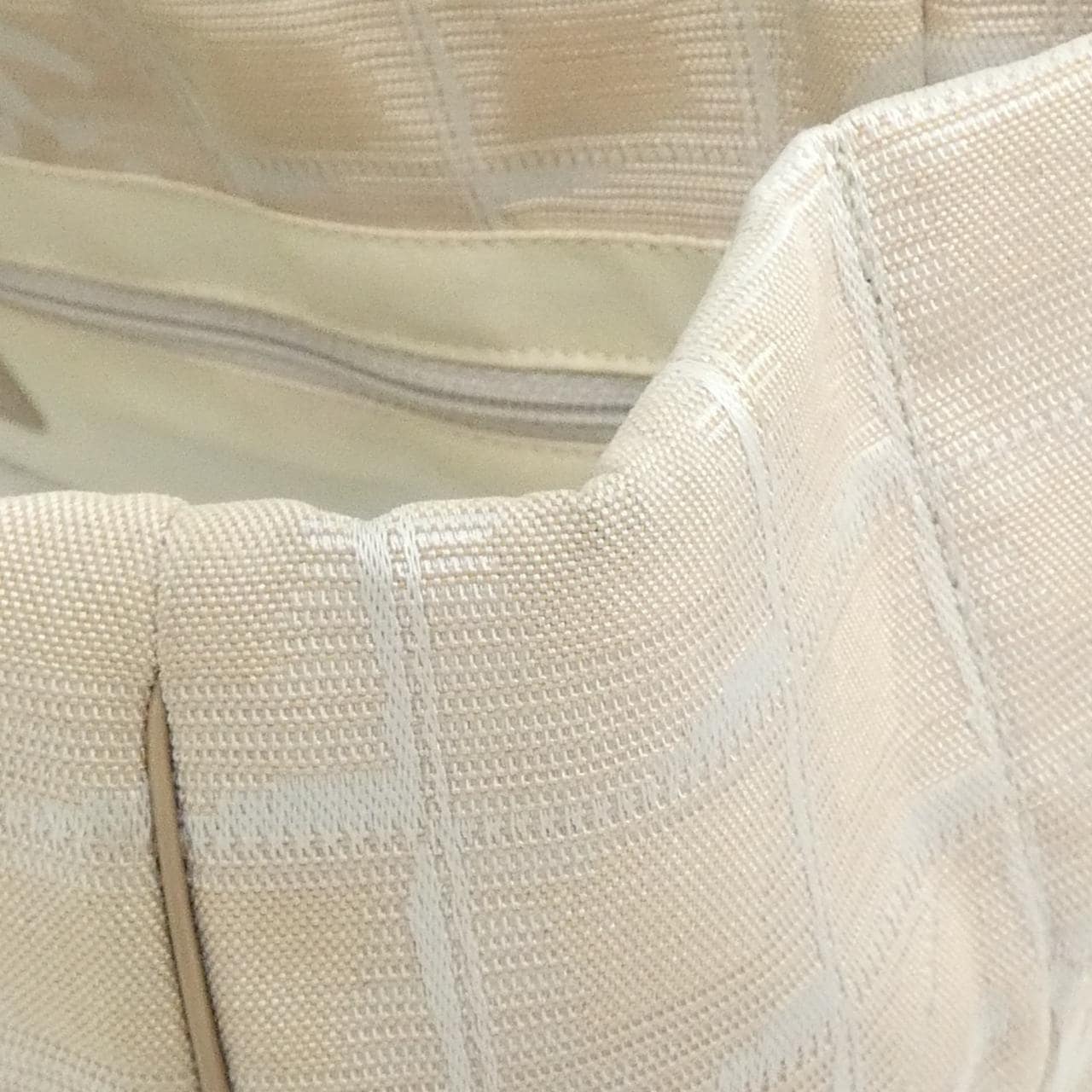 CHANEL Deauville 15991 Bag Nylon Beige Nylon - Thumbnail 3