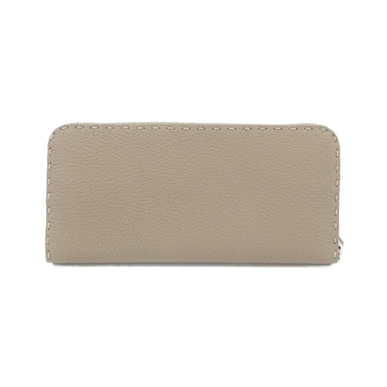 FENDI Peekaboo 8M0517 ARC1 Wallet 2
