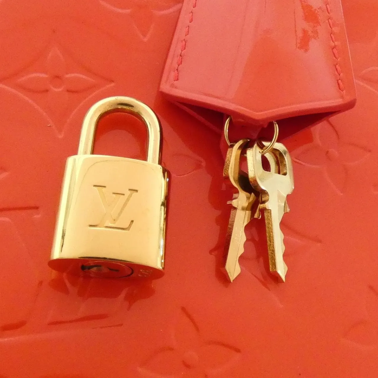 LOUIS VUITTON Alma M91692 Handbag Vernis Rouge Vernis 中古品A - 縮圖 4