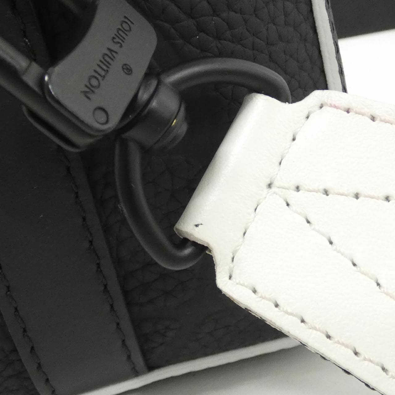 LOUIS VUITTON Keepall M21543 Shoulder Bag 黑色 中古品A - 縮圖 6