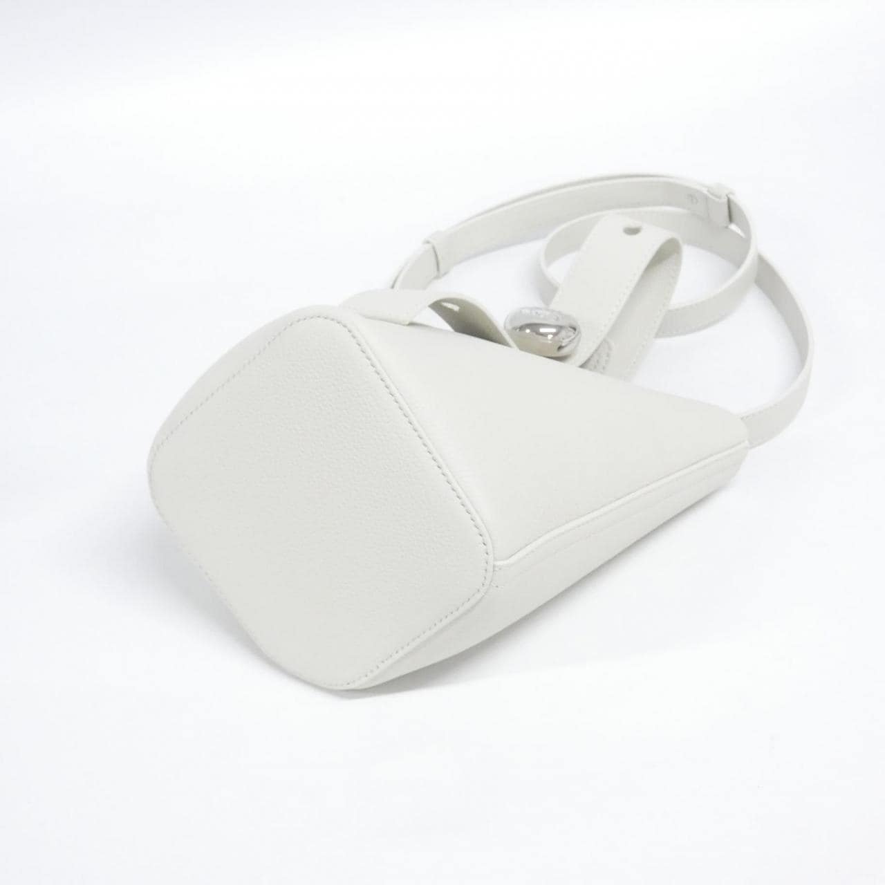 LOEWE AANBBBMX02 Handbag 3
