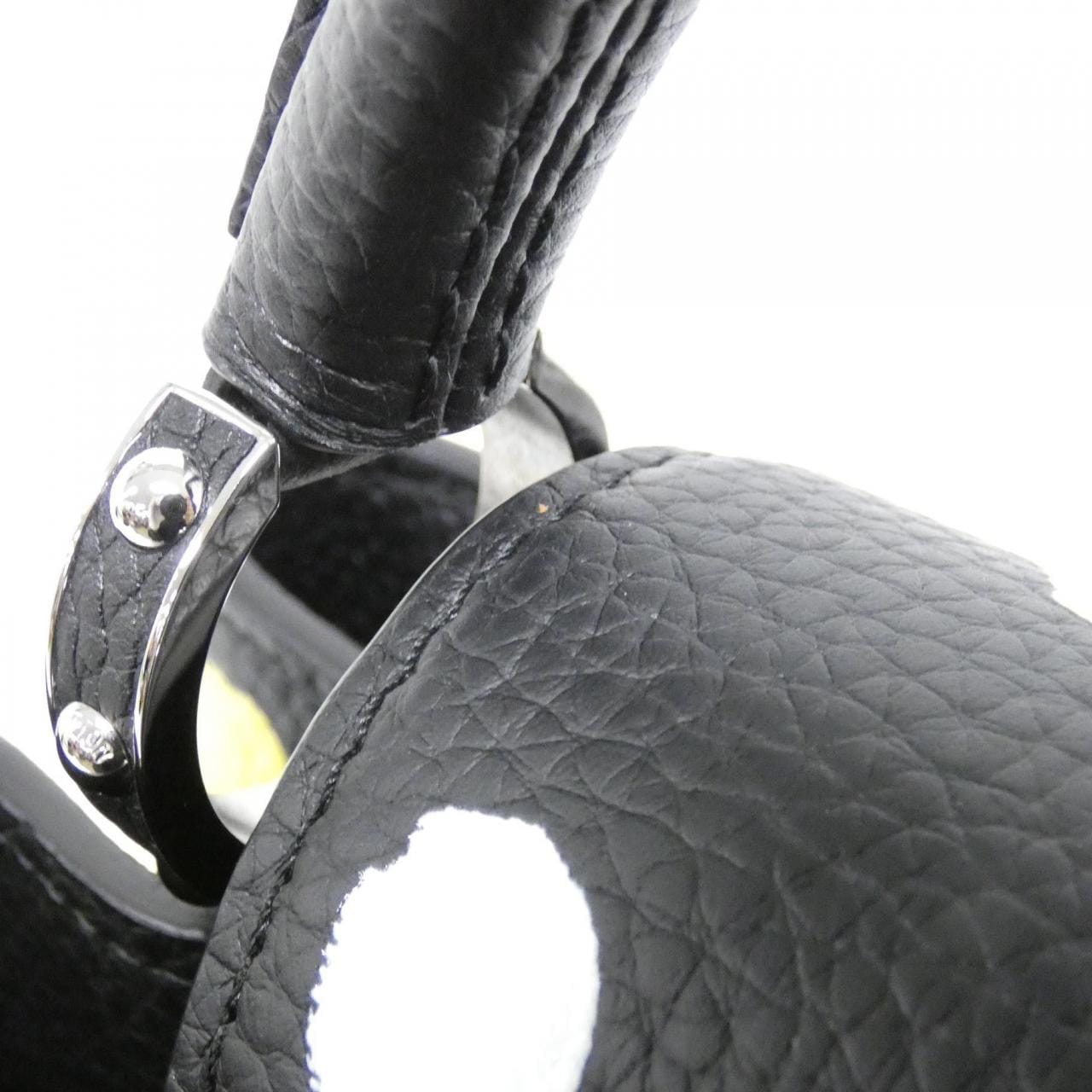 LOUIS VUITTON Capucines M21663 Bag Black Rank A - Thumbnail 4