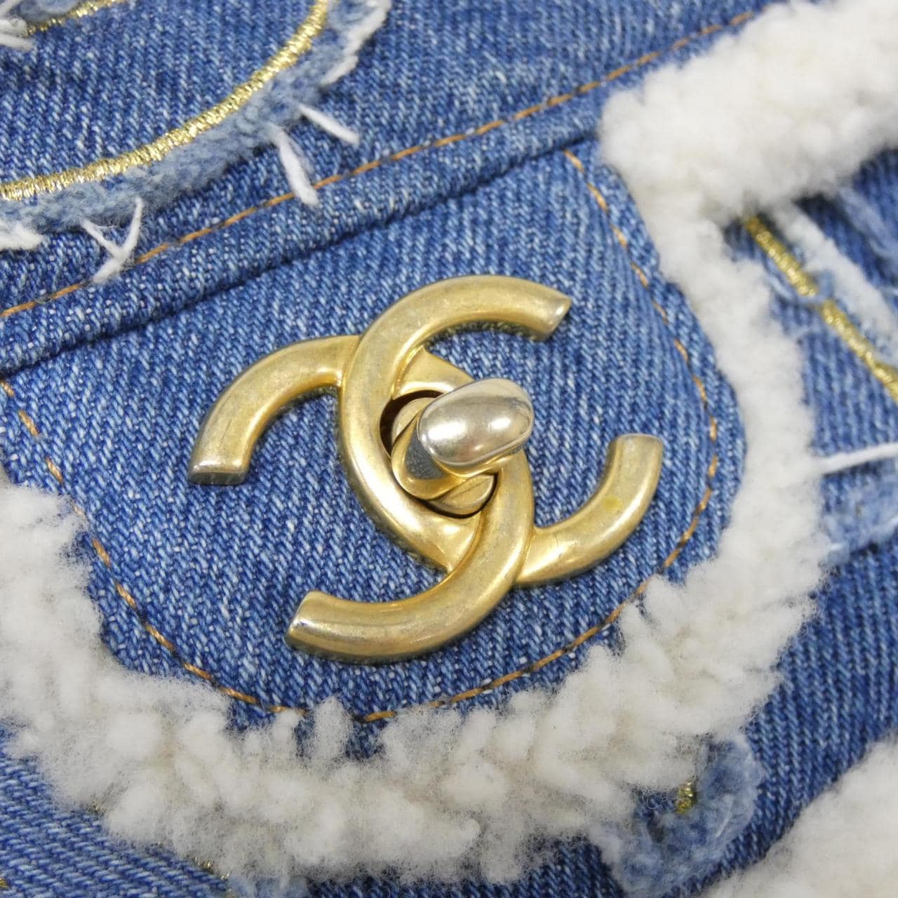 CHANEL AS0875 Shoulder Denim 白色 牛仔布 中古品A - 縮圖 4