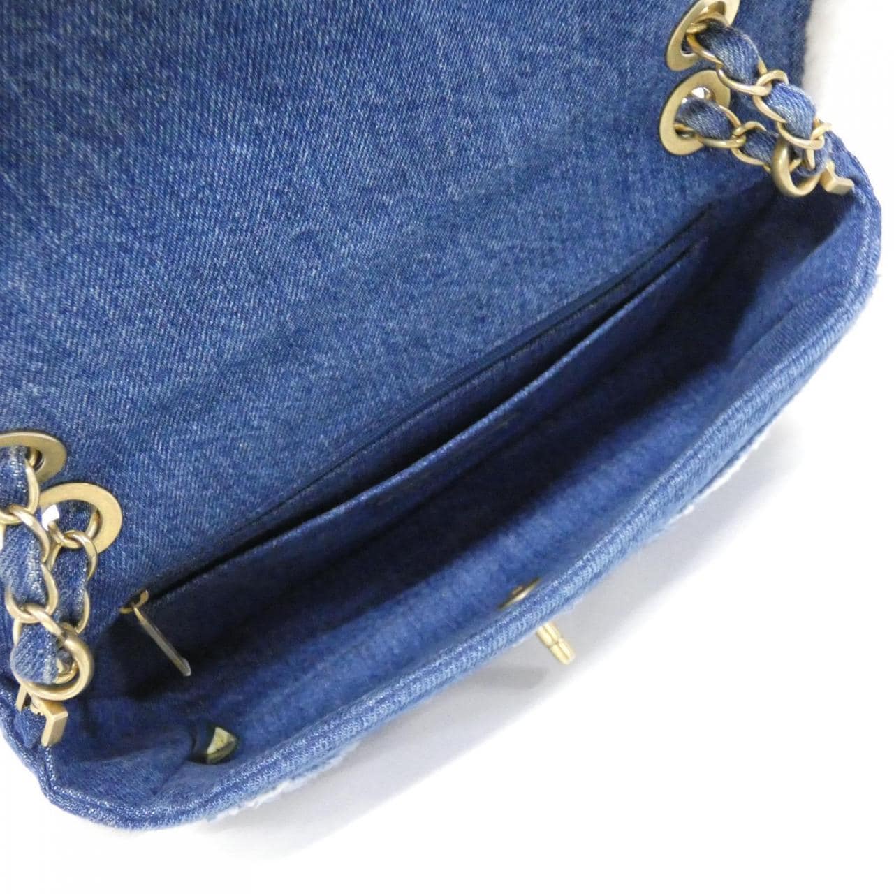 CHANEL AS0875 Shoulder Denim 白色 牛仔布 中古品A - 縮圖 6