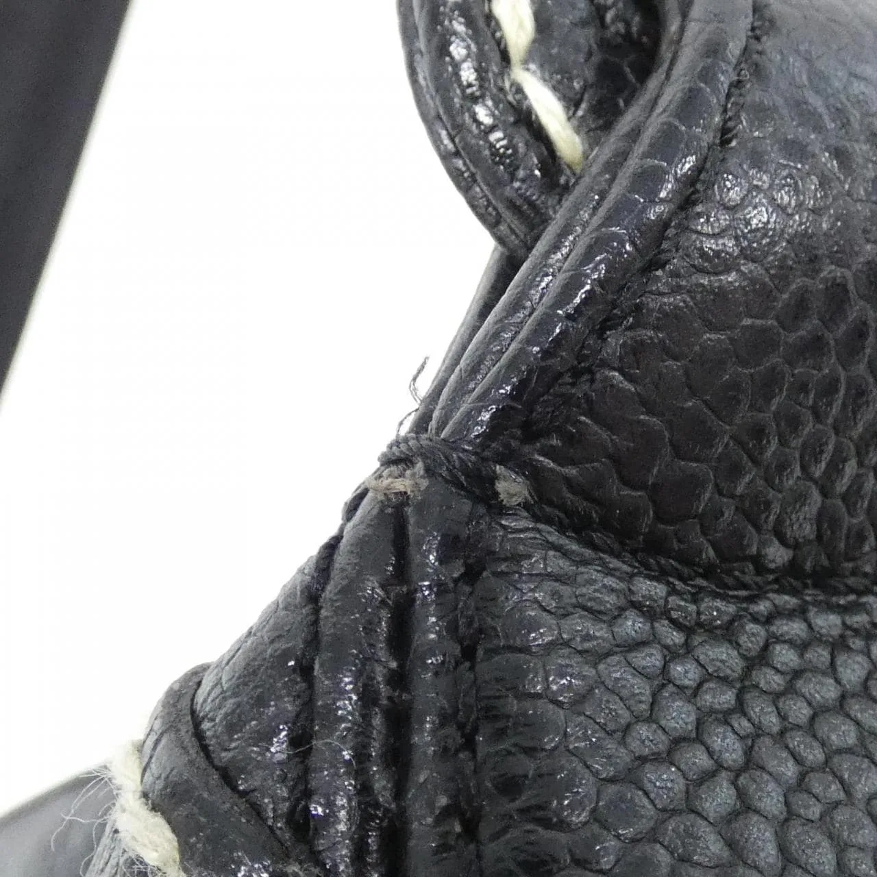 CHANEL 25659 Shoulder Grained Calfskin Black Grained Calfskin - Thumbnail 4