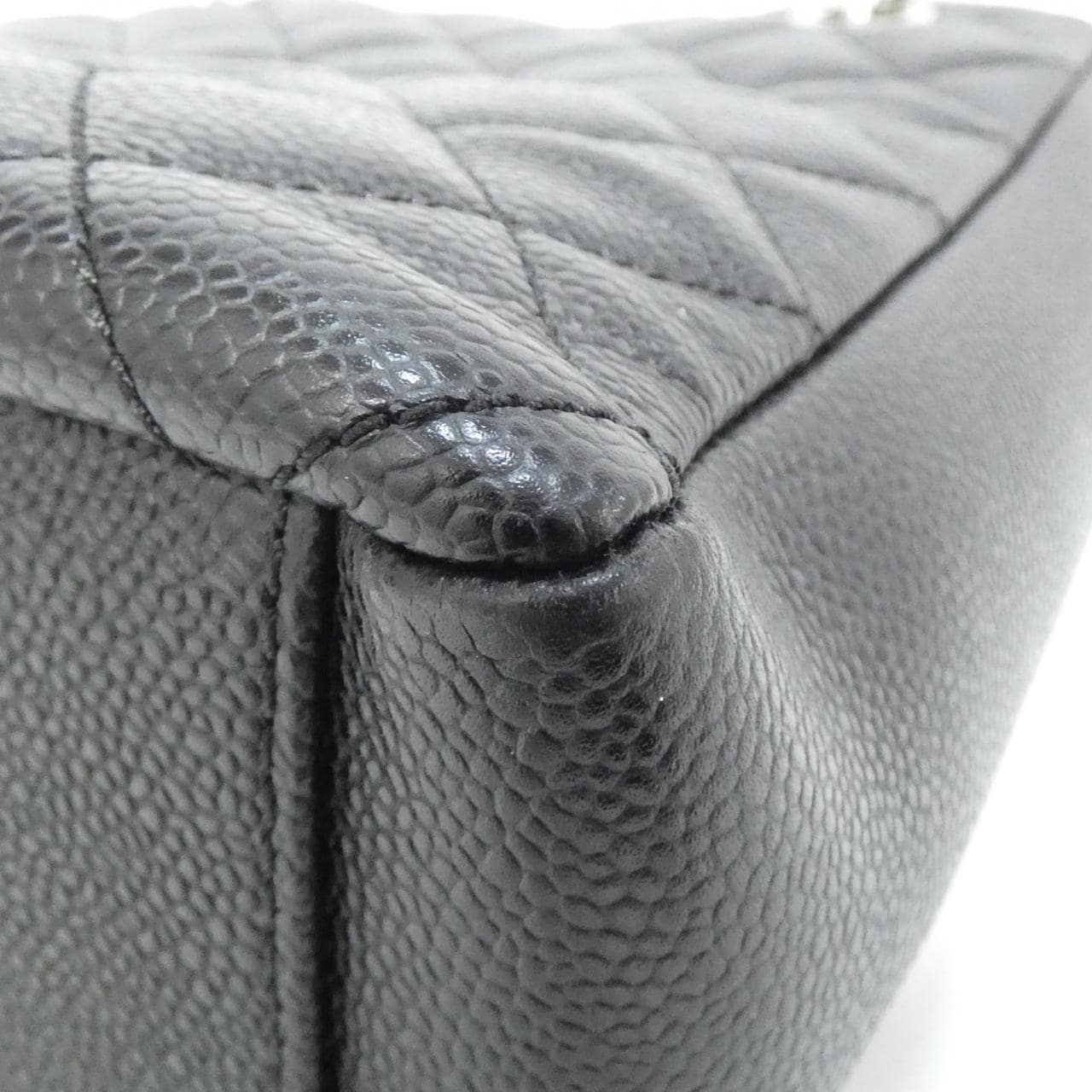 CHANEL Matelasse 50994 Shoulder Bag Grained Calfskin Black Grained Calfskin - Thumbnail 3