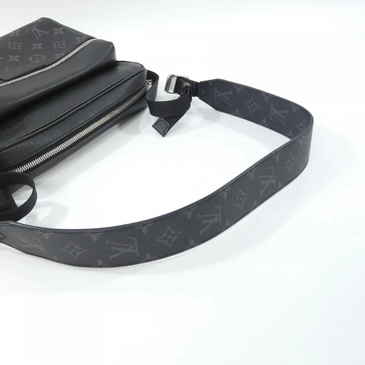 LOUIS VUITTON M30233 Shoulder Canvas Black Canvas Rank A - Thumbnail 6