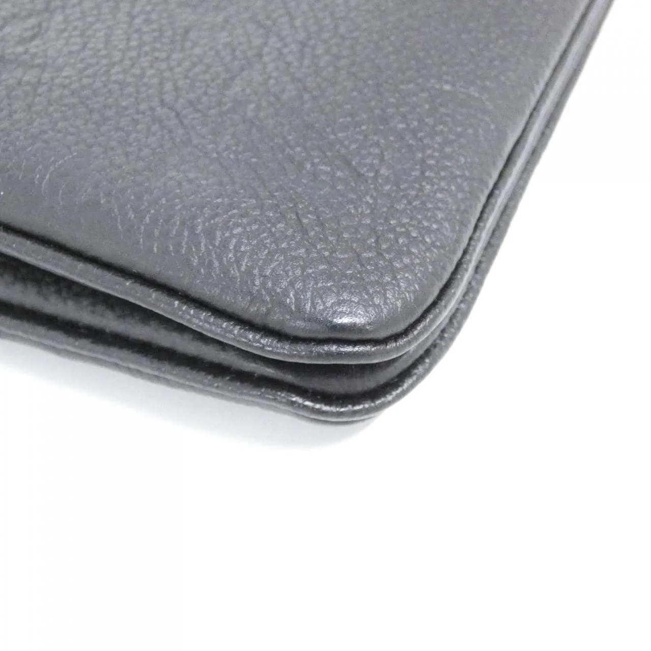 LOUIS VUITTON Pochette M68568 Shoulder Monogram 黑色 Monogram 中古品A - 縮圖 3