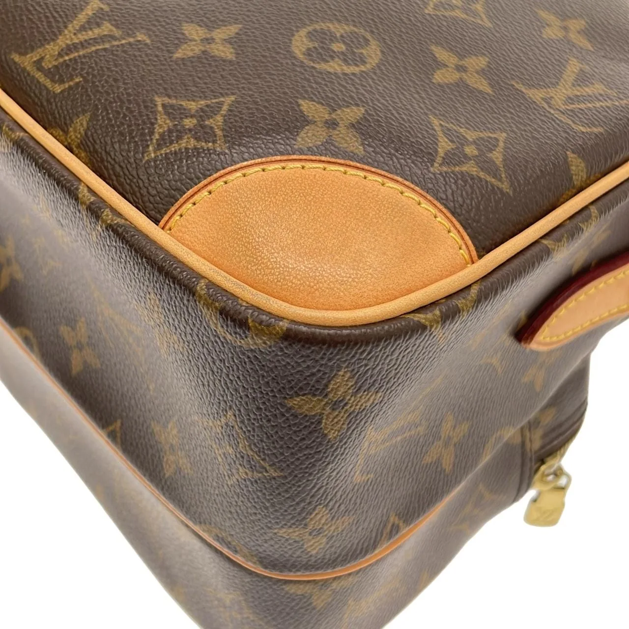 LOUIS VUITTON Nile M45244 Shoulder Monogram 黑色 Monogram 中古品A - 縮圖 3