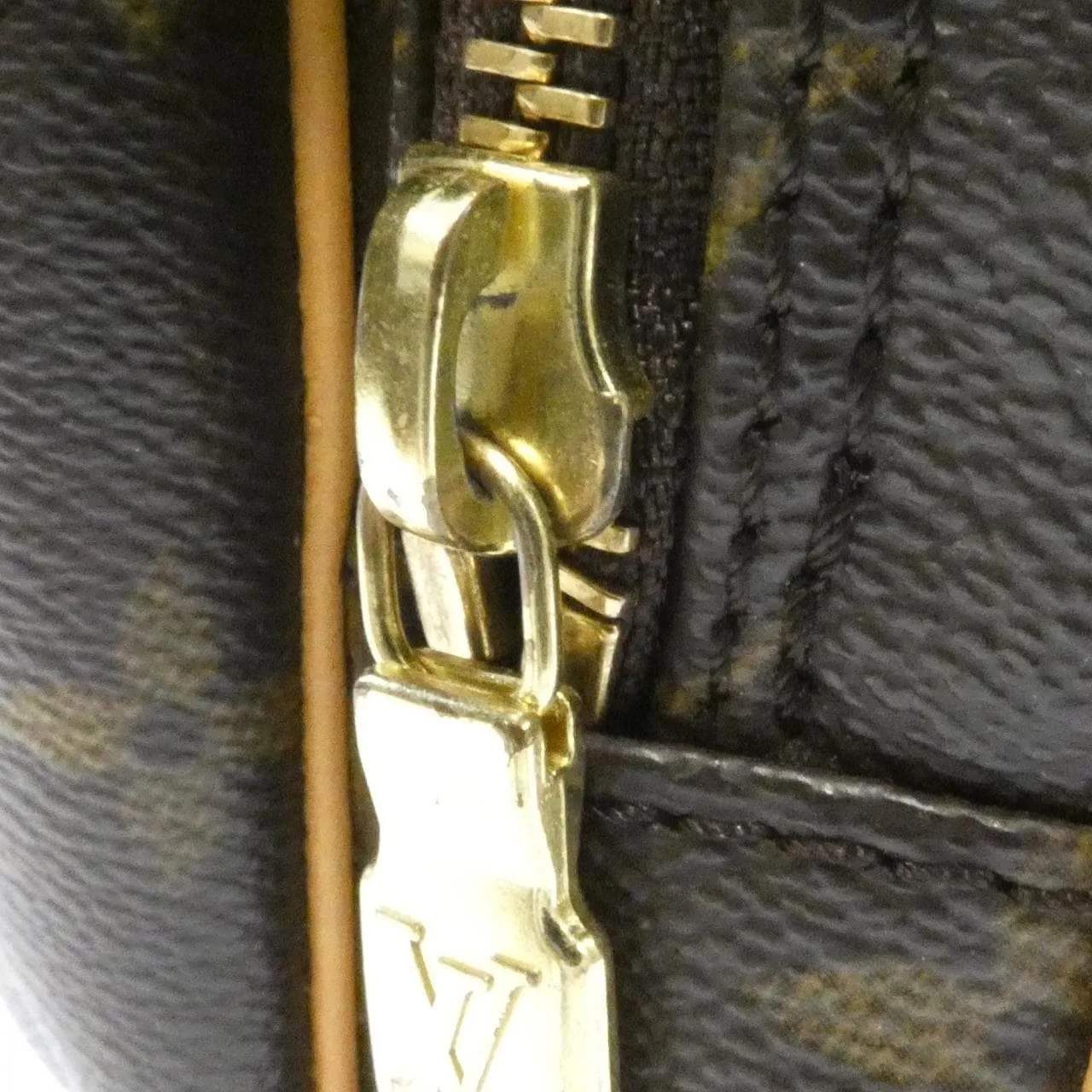 LOUIS VUITTON M45236 Shoulder Monogram 黑色 Monogram 中古品B - 縮圖 4