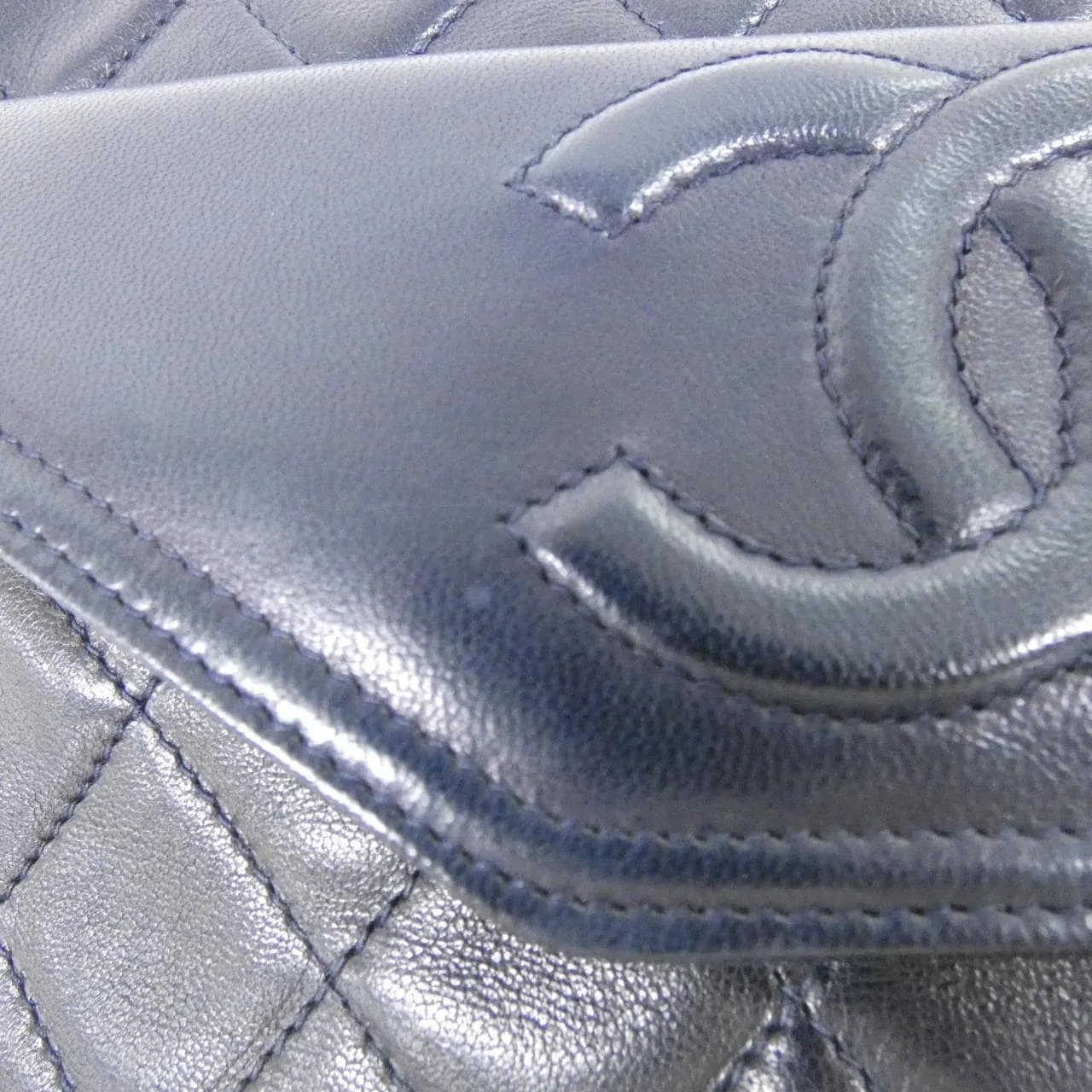 CHANEL Shoulder Lambskin 深藍色 羊皮 中古品A - 縮圖 5