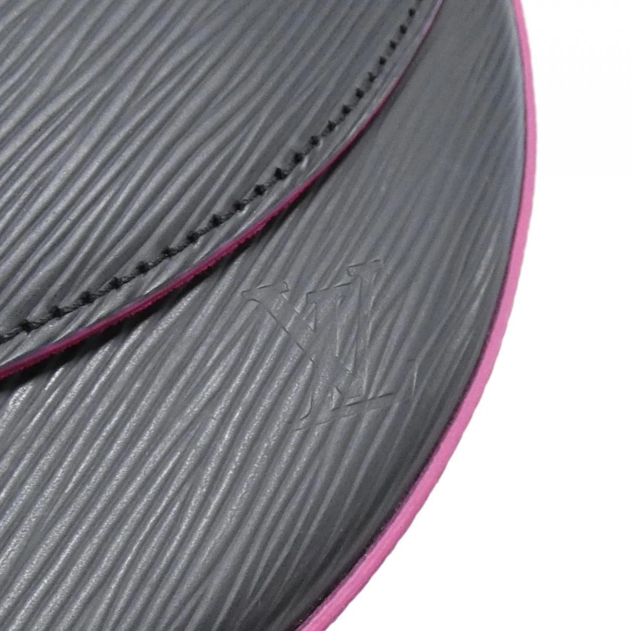 LOUIS VUITTON M54156 Shoulder Epi 黑色 Epi 中古品A - 縮圖 4